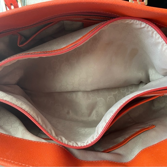 Michael Kors Jet Set Blood Orange Saffiano Leather Voyager Summer Tote - Picture 6 of 9